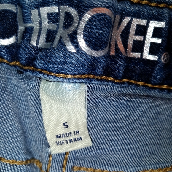 Girls Cherokee size 5 jeans - Picture 2 of 4